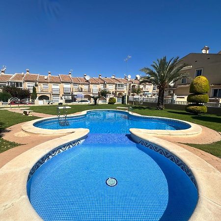 Homely Apartments Royal Torrevieja Exterior foto