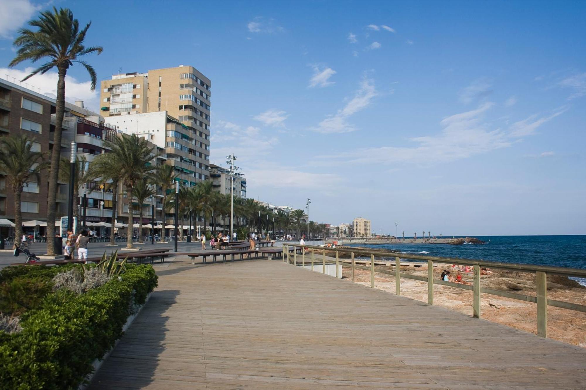 Homely Apartments Royal Torrevieja Exterior foto